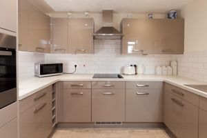 Kitchen- click for photo gallery